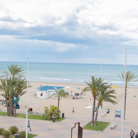 Impresionantes vistas en primera linea  Playa de Gandía Exterior foto